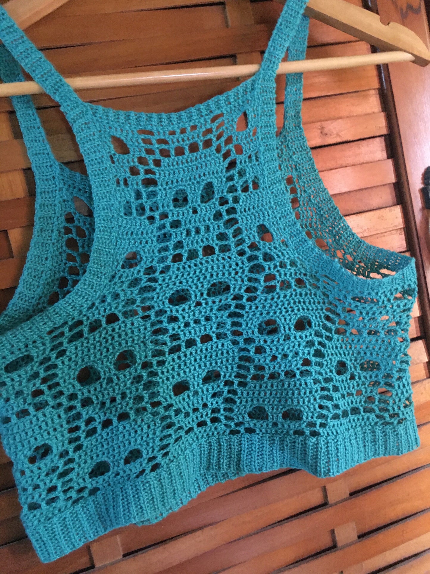 Halloween PDF PATTERN Crochet Tank: Summer Skulls. DIGITAL